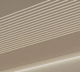 Corniches, cimaises, plinthes et décorations murales à associer à un éclairage direct ou indirect